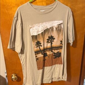 Old Navy Beige Palm Tree Graphic Tee
